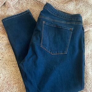 Old Navy Mid- Rise Power Slim Straight Jeans